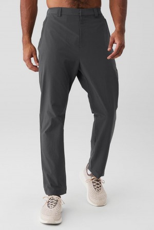 Anthracite Men Alo Yoga Co-Op Cropped Tech Pant | Australia 20157-PMDX