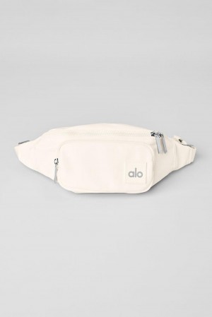 Ivory Men Alo Yoga Explorer Fanny Pack Bum Bags | Australia 48017-THJA