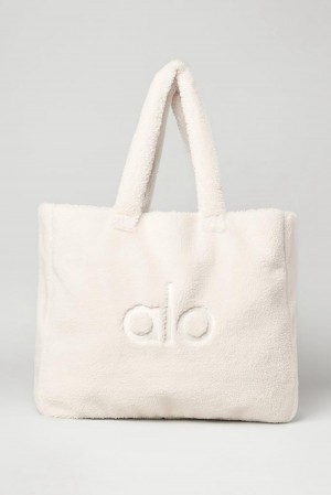 Ivory Women Alo Yoga Foxy Sherpa Tote Bag | Australia 50642-CIAJ
