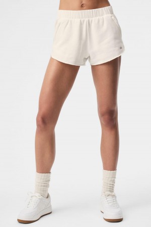Ivory Women Alo Yoga In The Air Dolphin Short | Australia 38560-RXMY