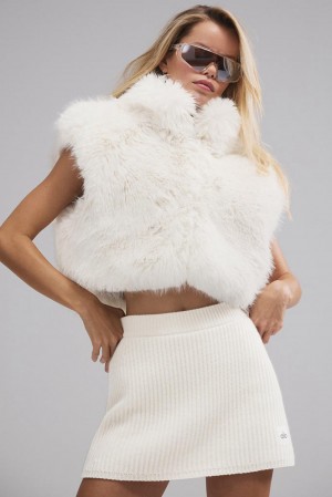 Ivory Women Alo Yoga Opulent Faux Fur Cropped Vest | Australia 52096-JRMQ