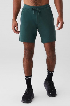 Midnight Green Men Alo Yoga Chill Short | Australia 24930-TXJS