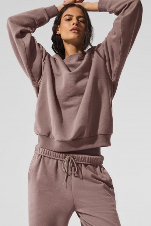 Mushroom Women Alo Yoga Accolade Crew Neck Pullover | Australia 53812-VNLB