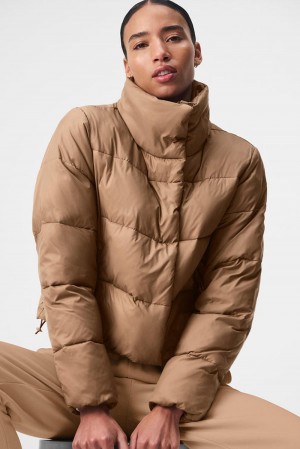 Toasted Almond Women Alo Yoga Gold Rush Puffer Jacket | Australia 38052-BTQX