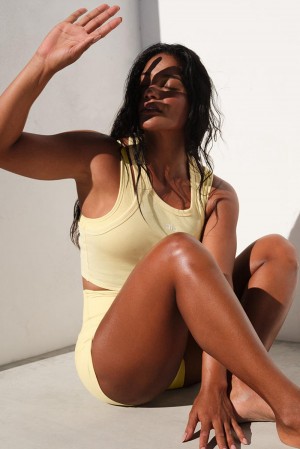 Warm Butter / White Women Alo Yoga Aspire Tank | Australia 06185-DFZG