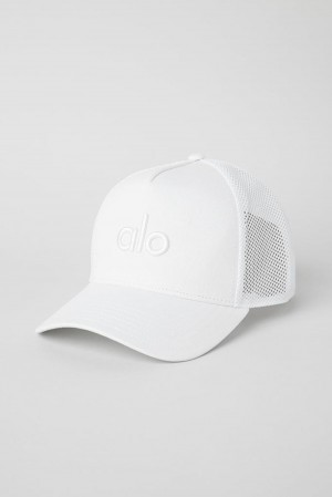 White / White Women Alo Yoga District Trucker Hat | Australia 28107-TGCI