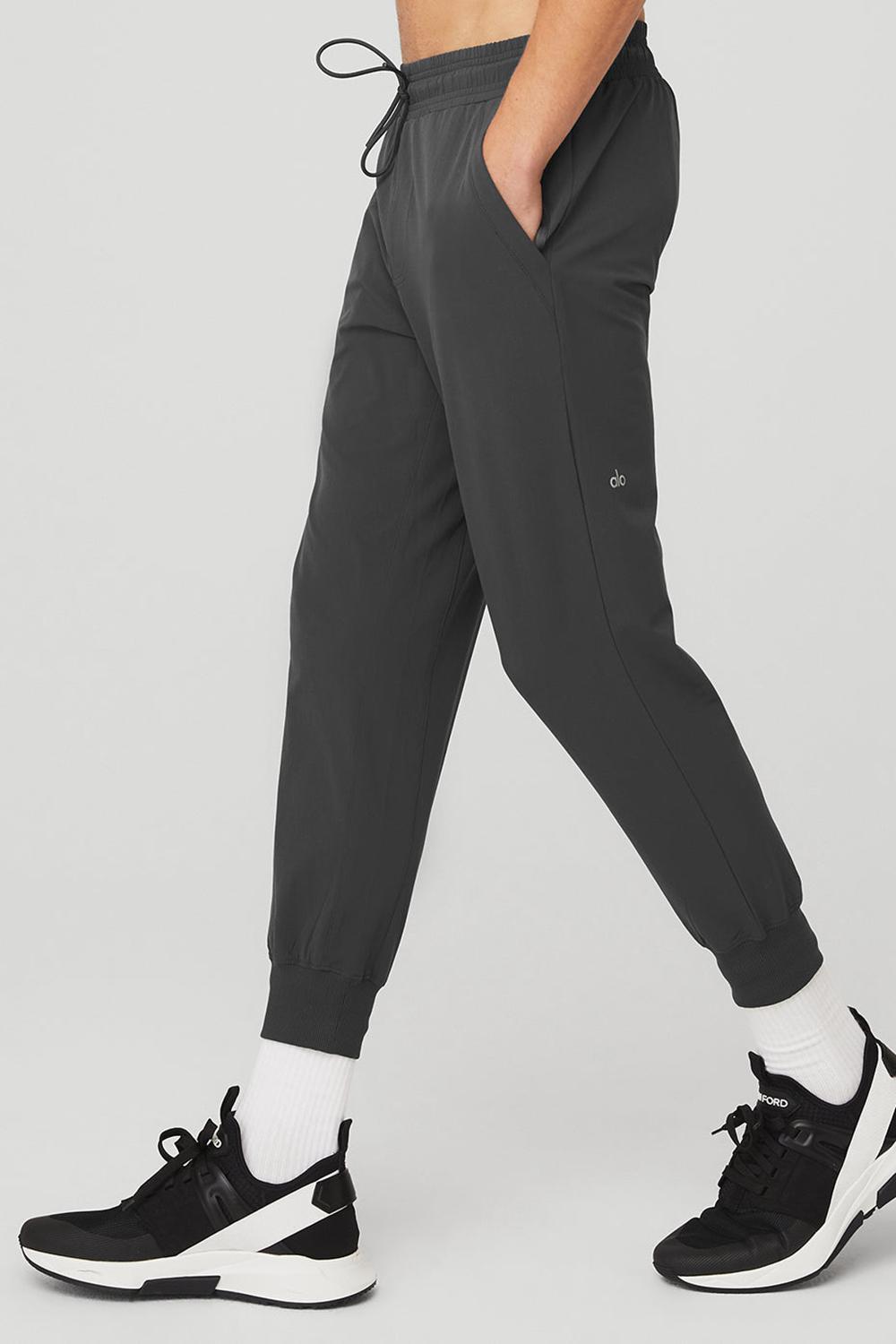 Anthracite Men Alo Yoga Co-Op 7/8 Pant | Australia  73490-PKOA