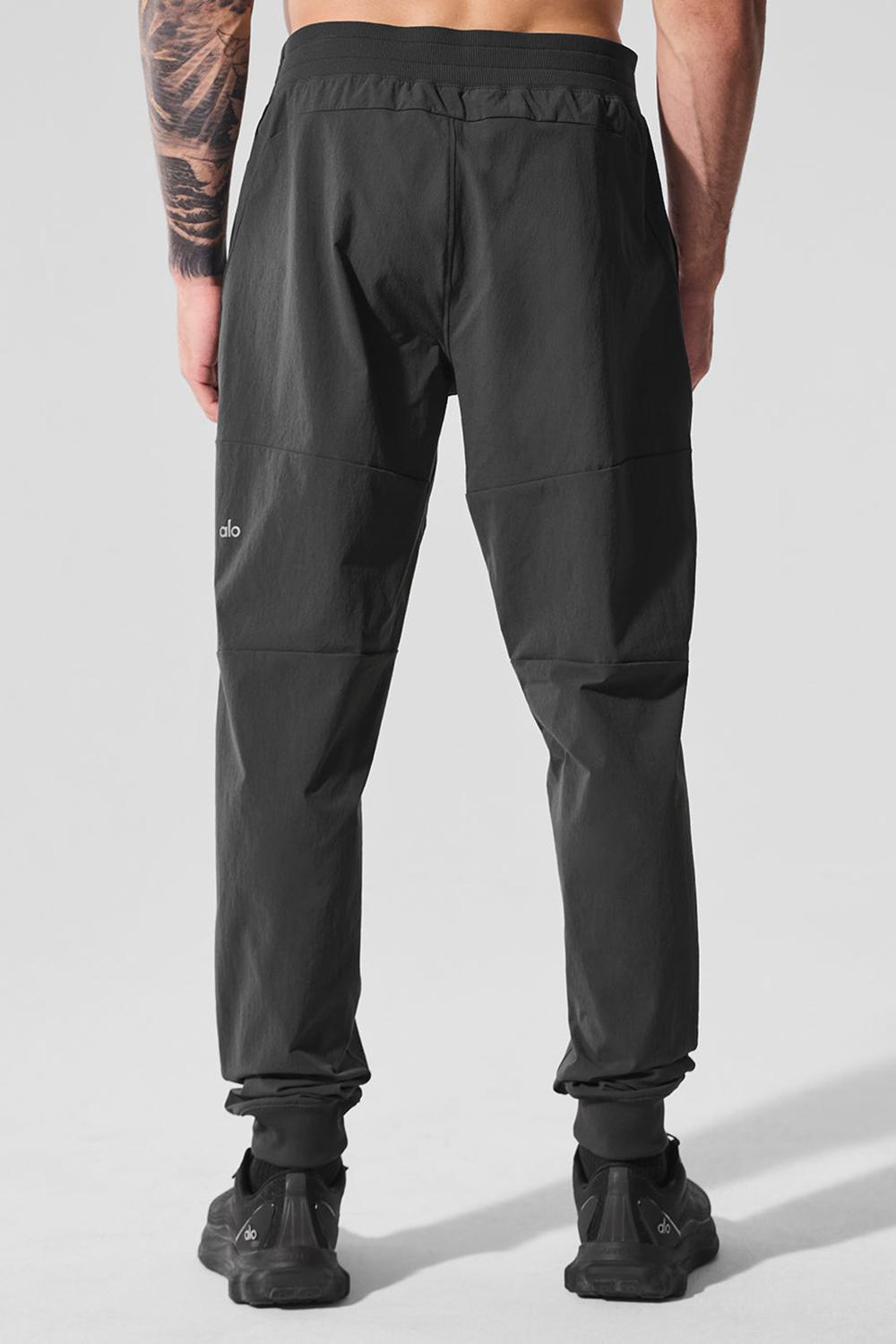 Anthracite Men Alo Yoga Co-Op Pant | Australia  18572-AUIL