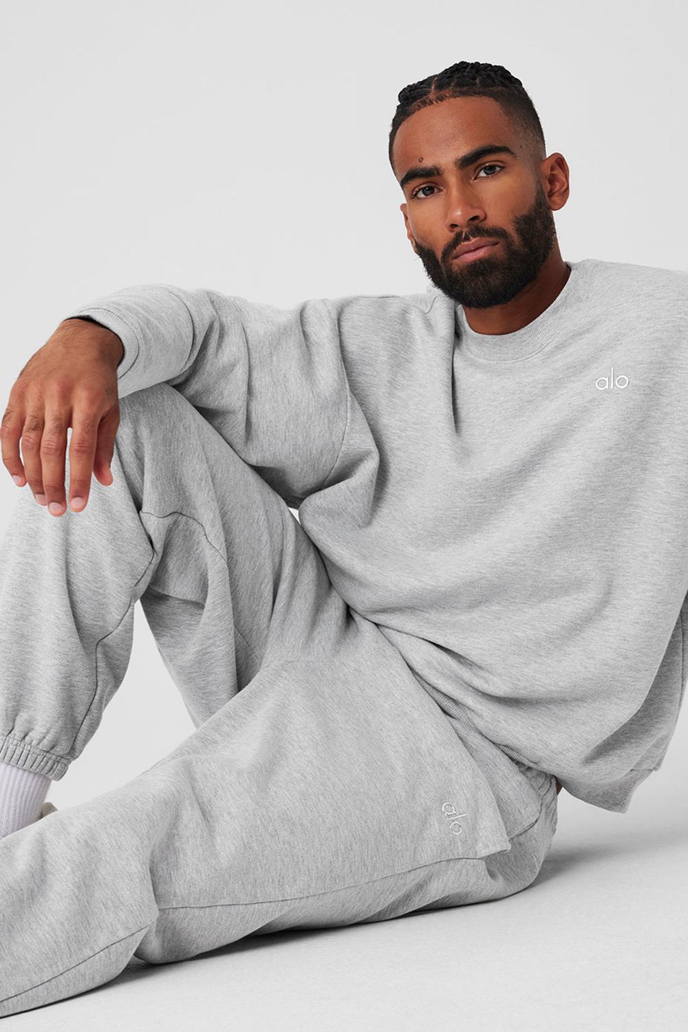 Athletic Heather Grey Men Alo Yoga Accolade Crew Neck Pullover | Australia  90238-XHSB