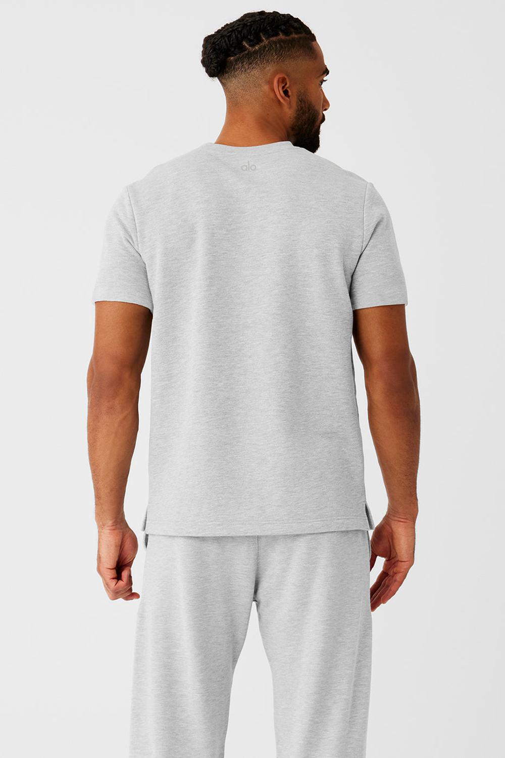 Athletic Heather Grey Men Alo Yoga Chill Short Sleeve | Australia  65820-CNYE