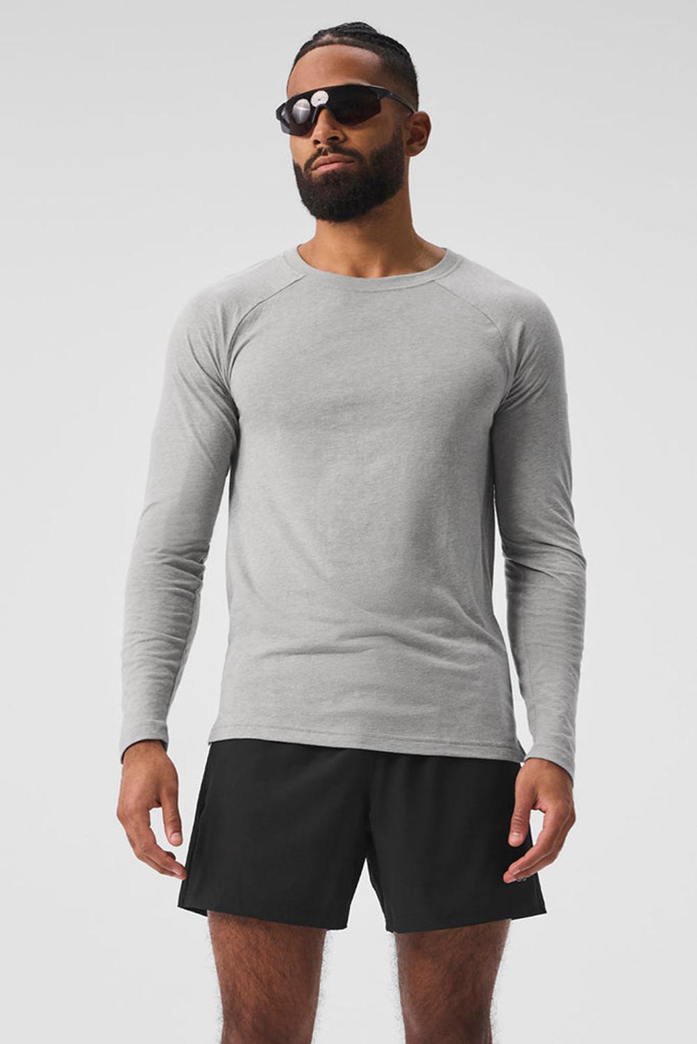 Athletic Heather Grey Men Alo Yoga Triumph Long Sleeve Tee | Australia  78259-TMEG