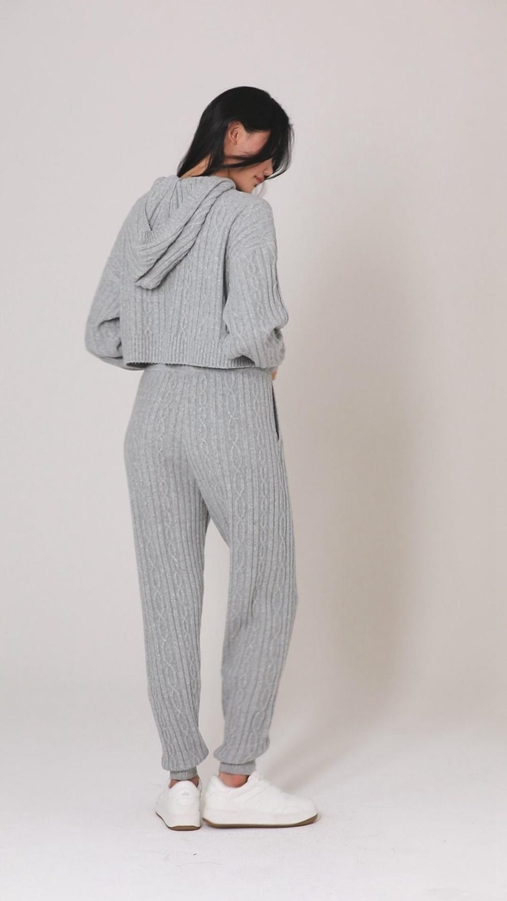 Athletic Heather Grey Women Alo Yoga Cable Knit Winter Bliss Hoodie | Australia  45123-RSAD