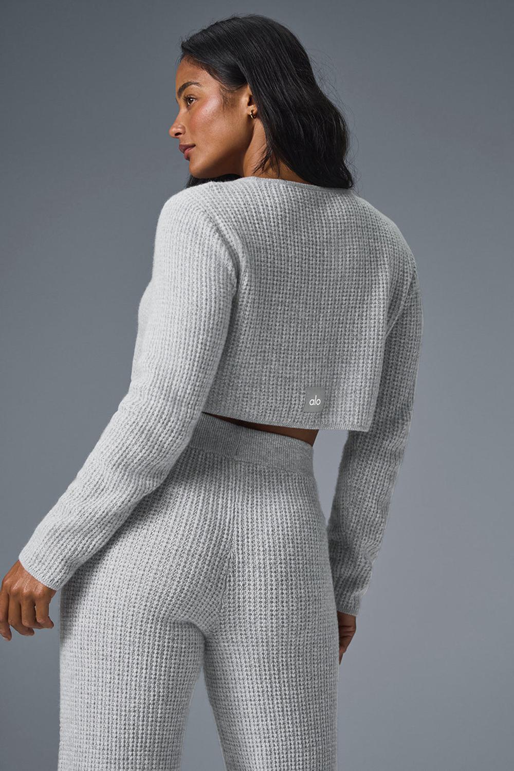 Athletic Heather Grey Women Alo Yoga Cashmere Plush Waffle Cropped Long Sleeve | Australia  47395-MQFP