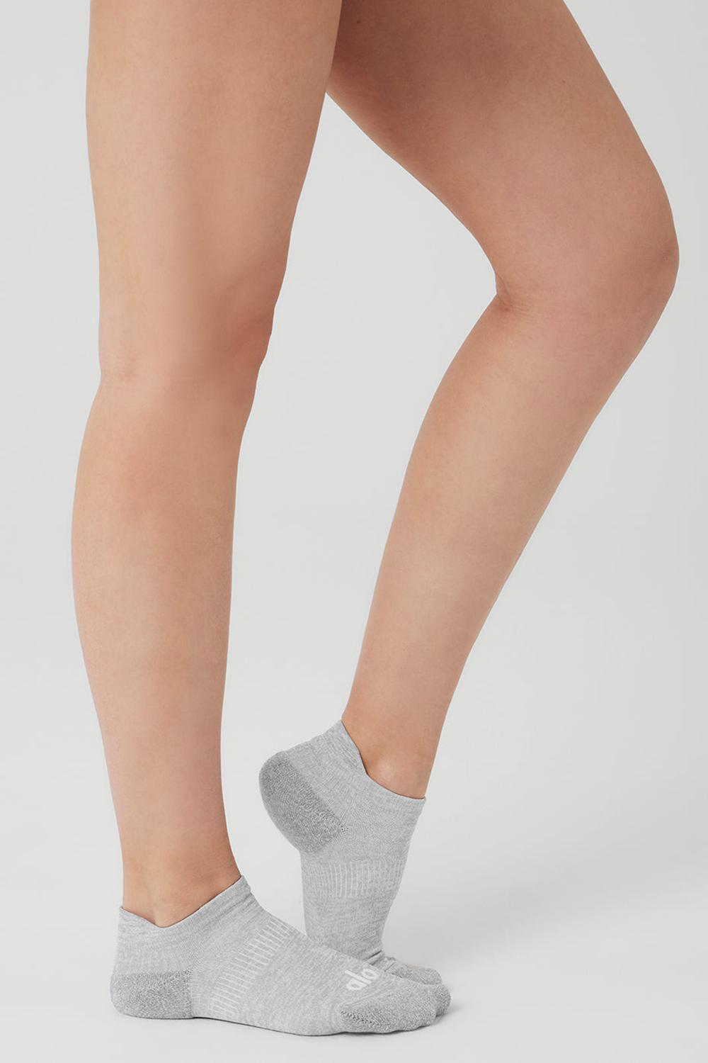 Athletic Heather Grey / White Women Alo Yoga Performance Tab Sock | Australia  53847-XPJY