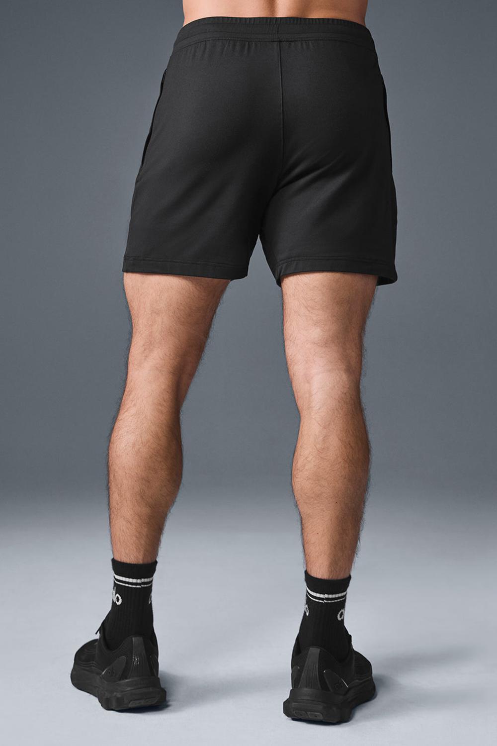 Black Men Alo Yoga 7