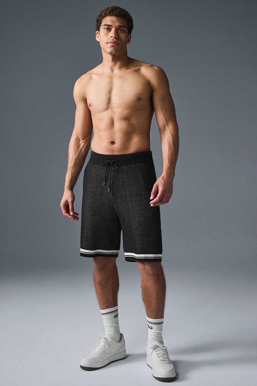 Black Men Alo Yoga 7