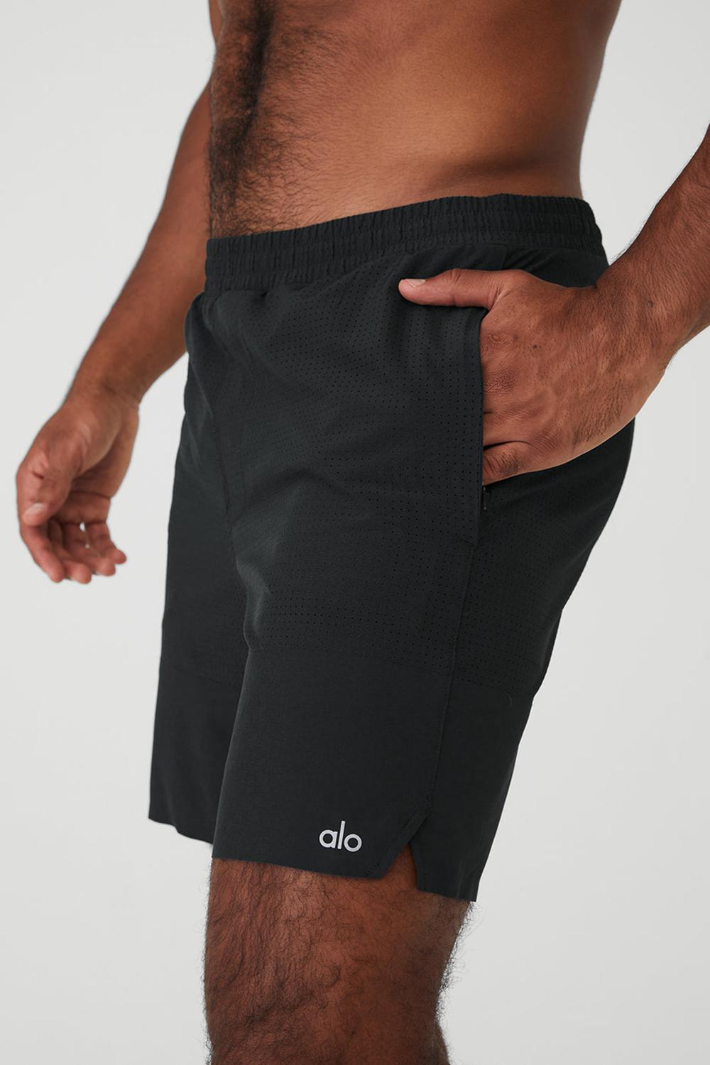 Black Men Alo Yoga 7