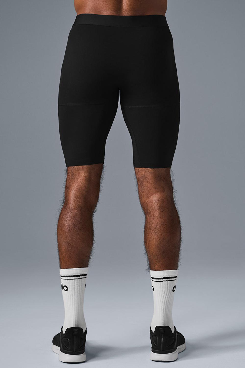 Black Men Alo Yoga 9