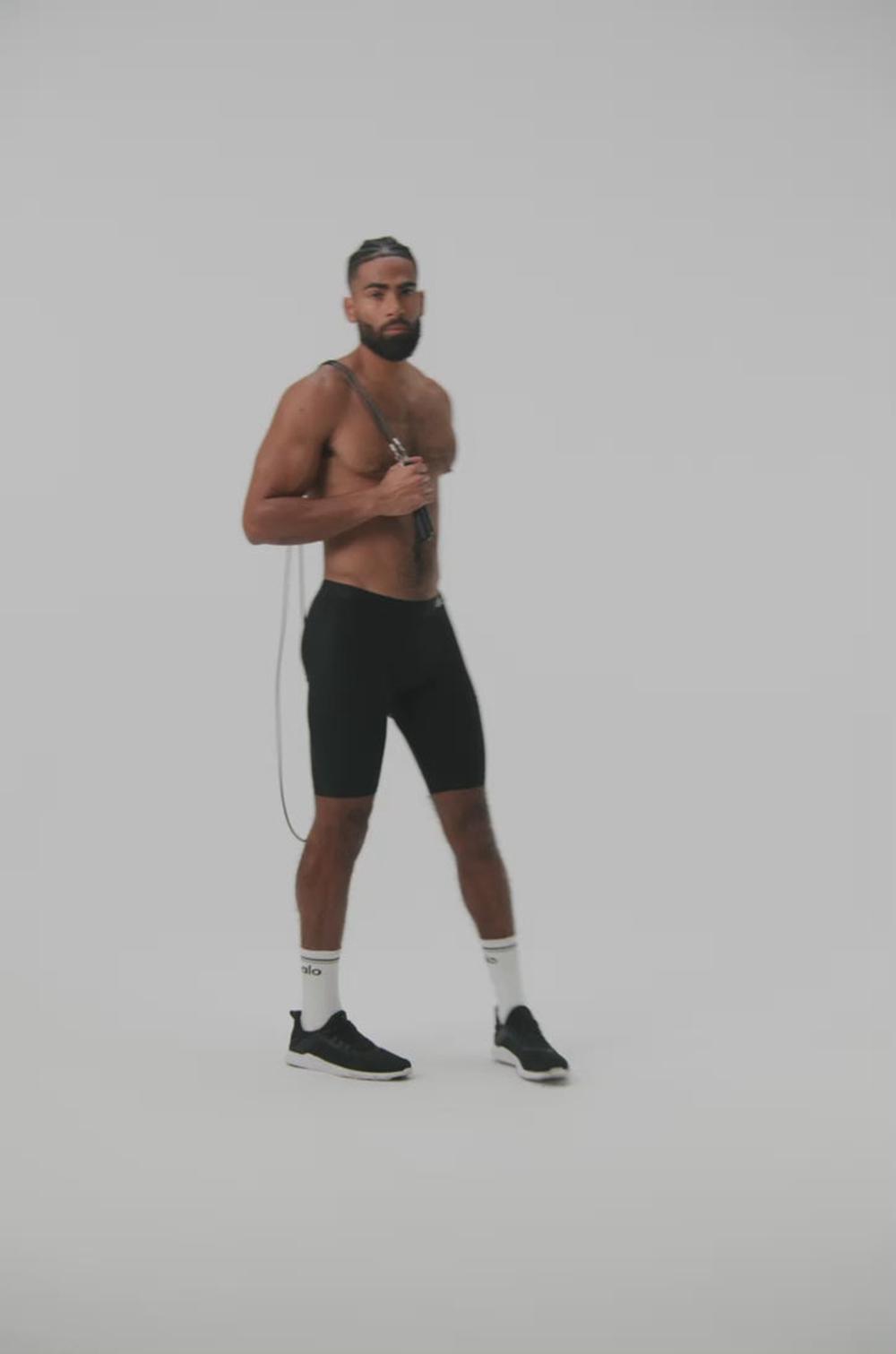Black Men Alo Yoga 9