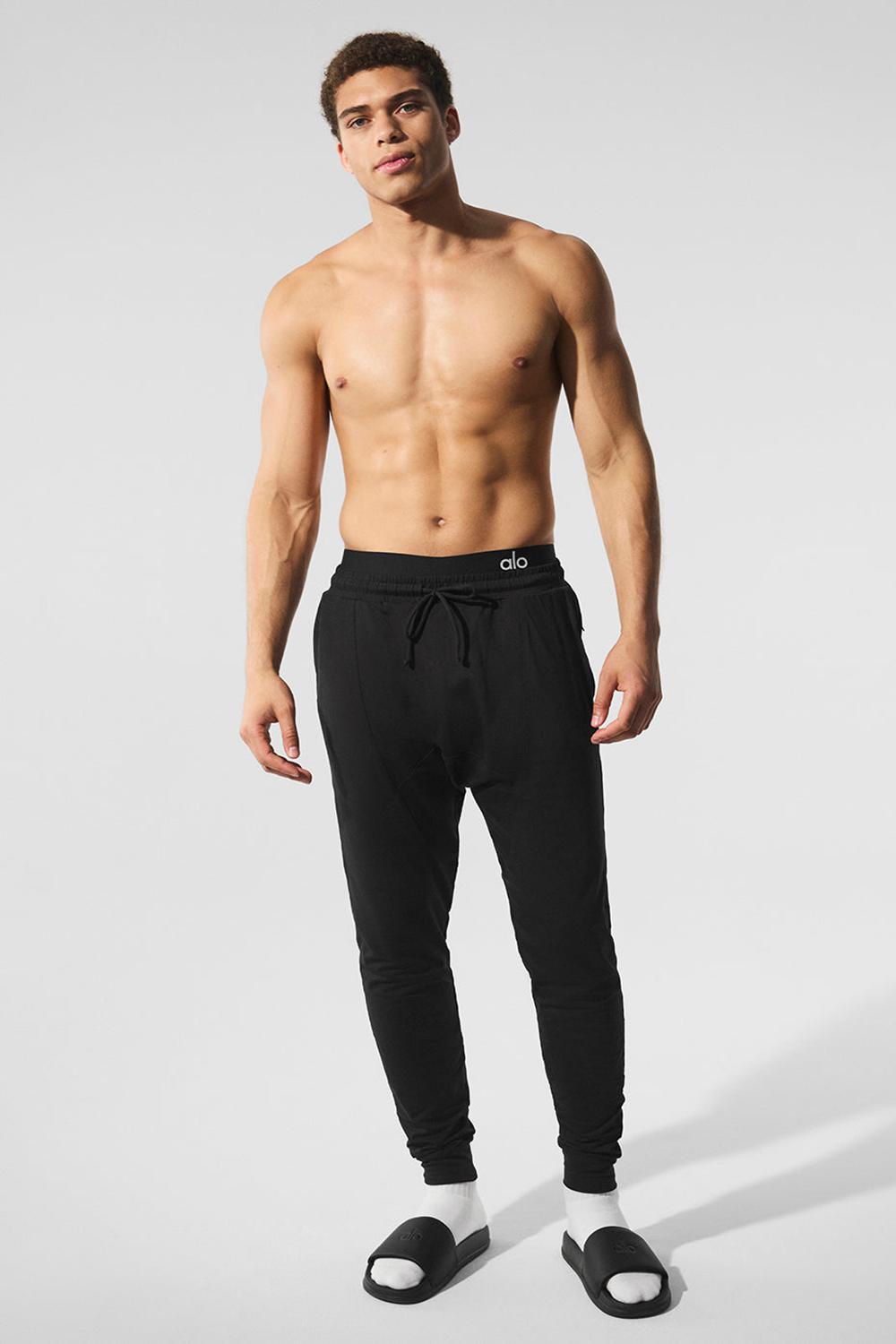 Black Men Alo Yoga Conquer Revitalize Pant | Australia  01234-YASQ