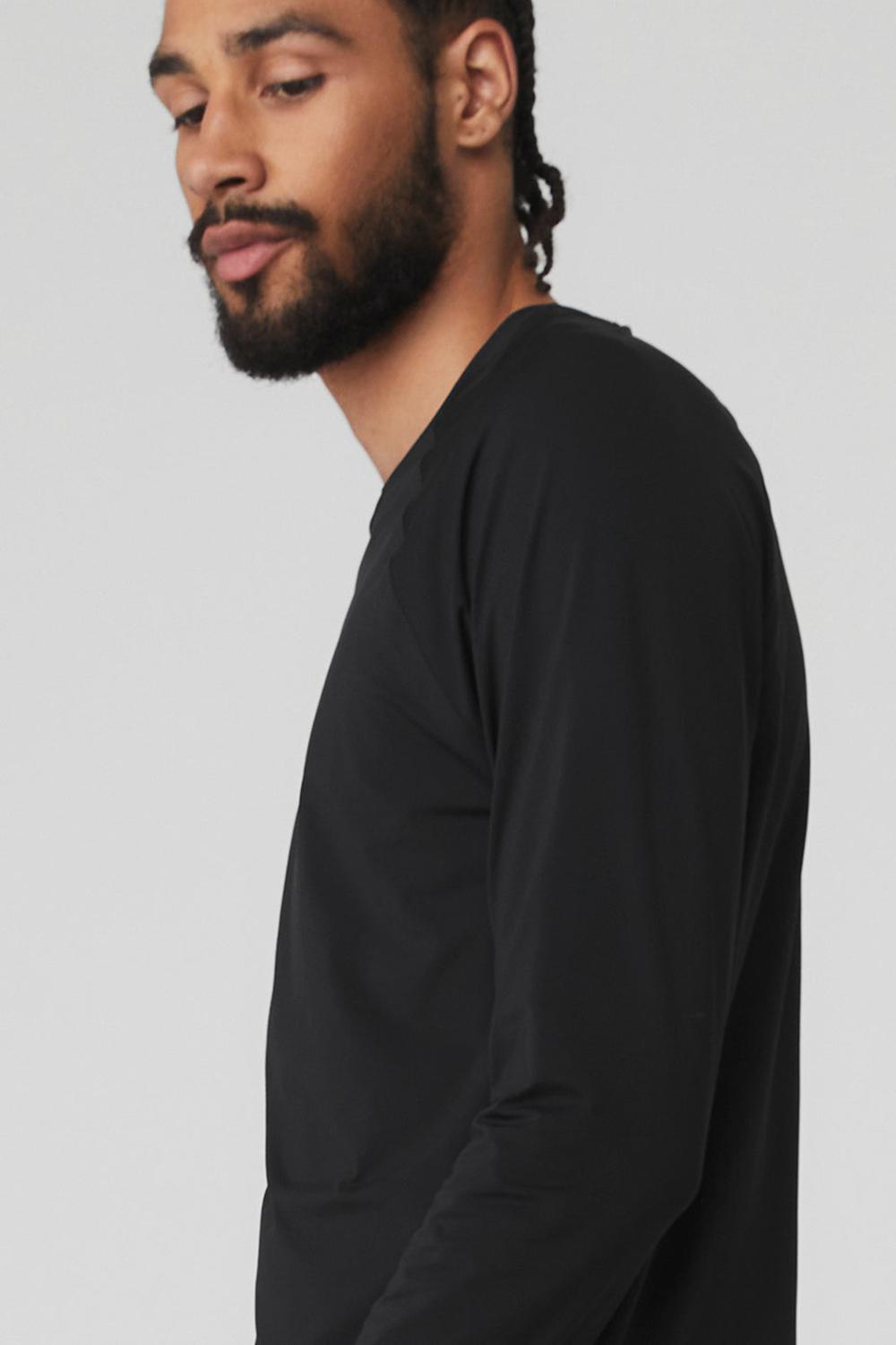 Black Men Alo Yoga Idol Long Sleeve Performance Tee | Australia  29340-BRIN