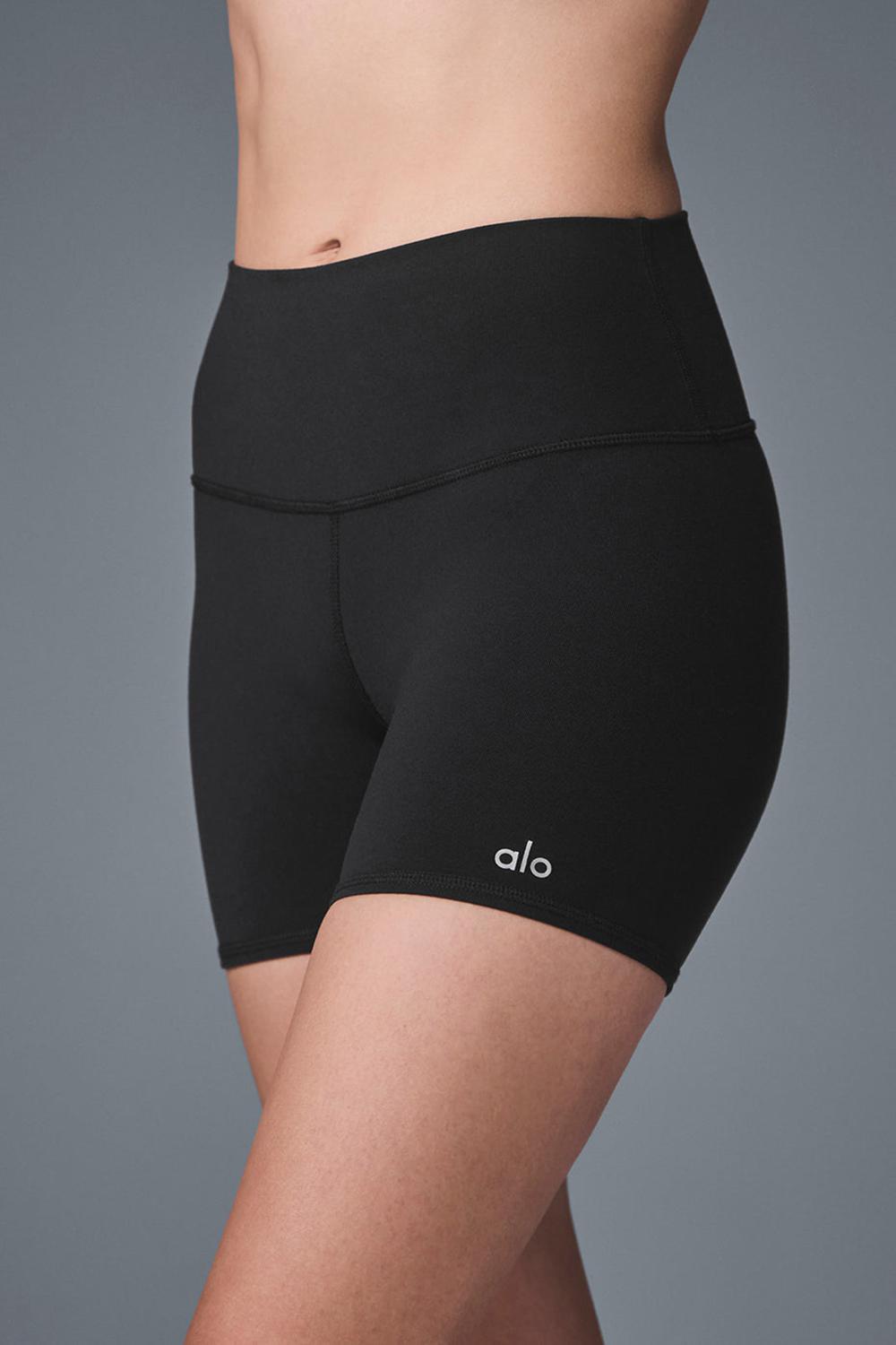 Black Women Alo Yoga 5