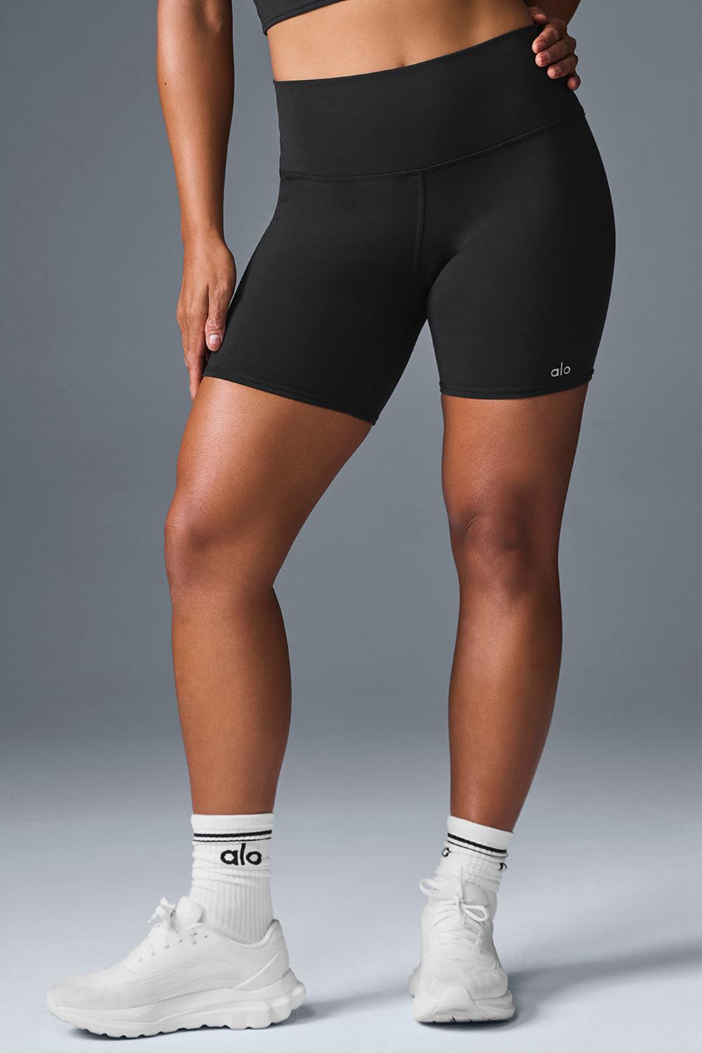 Black Women Alo Yoga 5