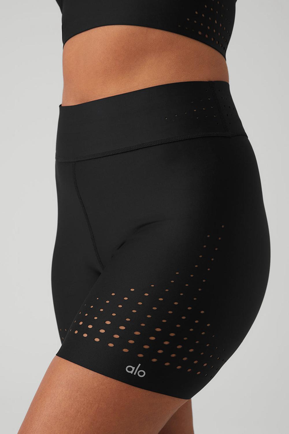 Black Women Alo Yoga 5