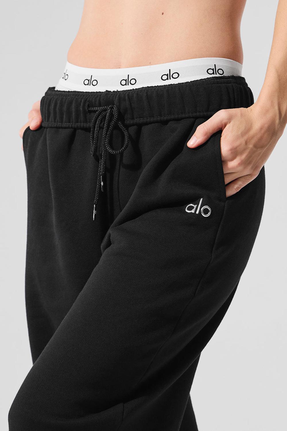 Black Women Alo Yoga Accolade Straight Leg Sweatpant | Australia  61987-EKAZ