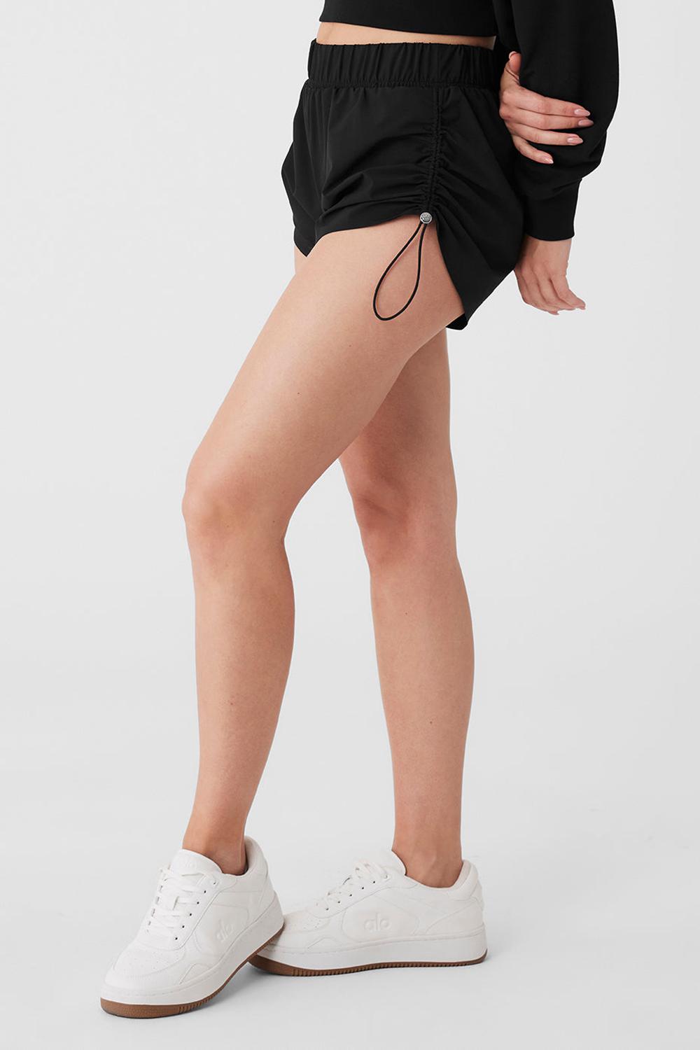 Black Women Alo Yoga Cinch It Up Short | Australia  45730-RFVL