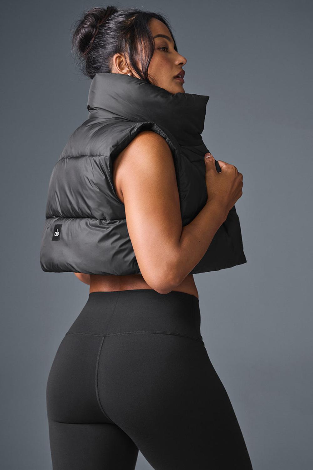 Black Women Alo Yoga Cropped Gold Rush Puffer Vest | Australia  38027-PVRX
