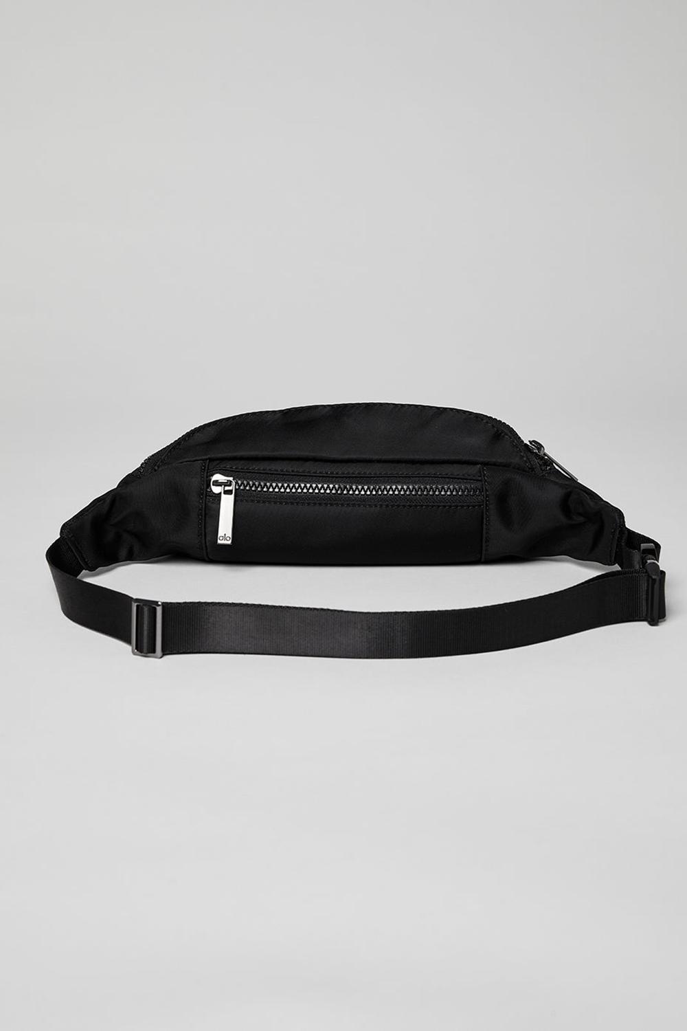 Black Women Alo Yoga Explorer Fanny Pack Bum Bags | Australia  63592-VJOM