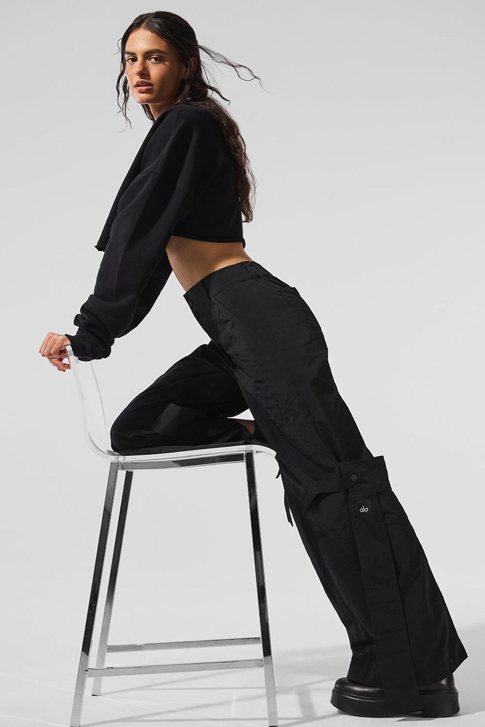 Black Women Alo Yoga Extreme Cropped Pullover | Australia  70824-PZYQ