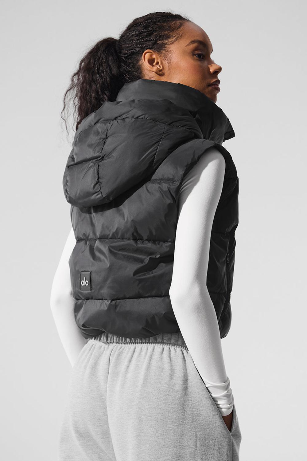 Black Women Alo Yoga Gold Rush Puffer Vest | Australia  85167-WIXH
