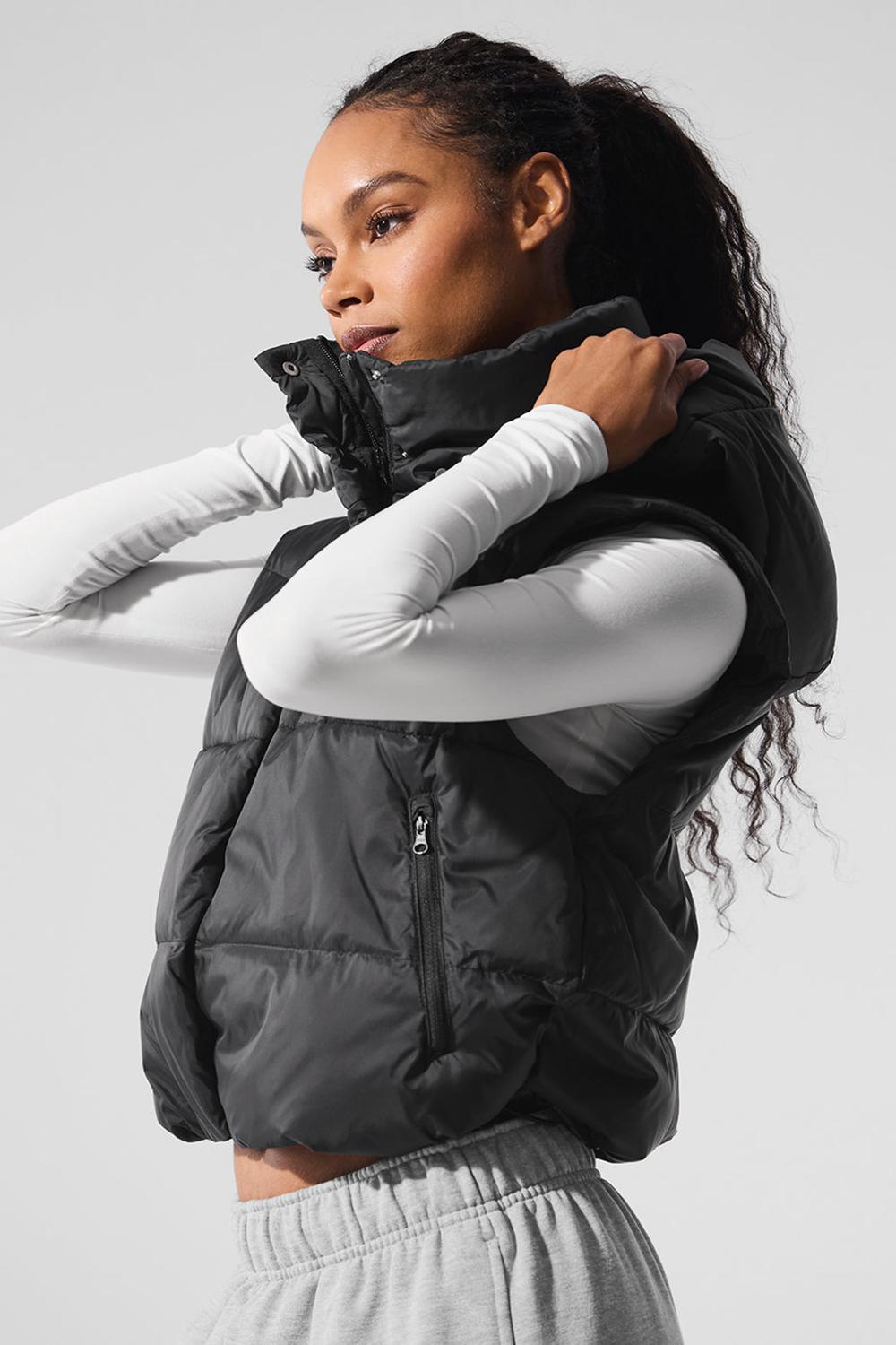 Black Women Alo Yoga Gold Rush Puffer Vest | Australia  85167-WIXH