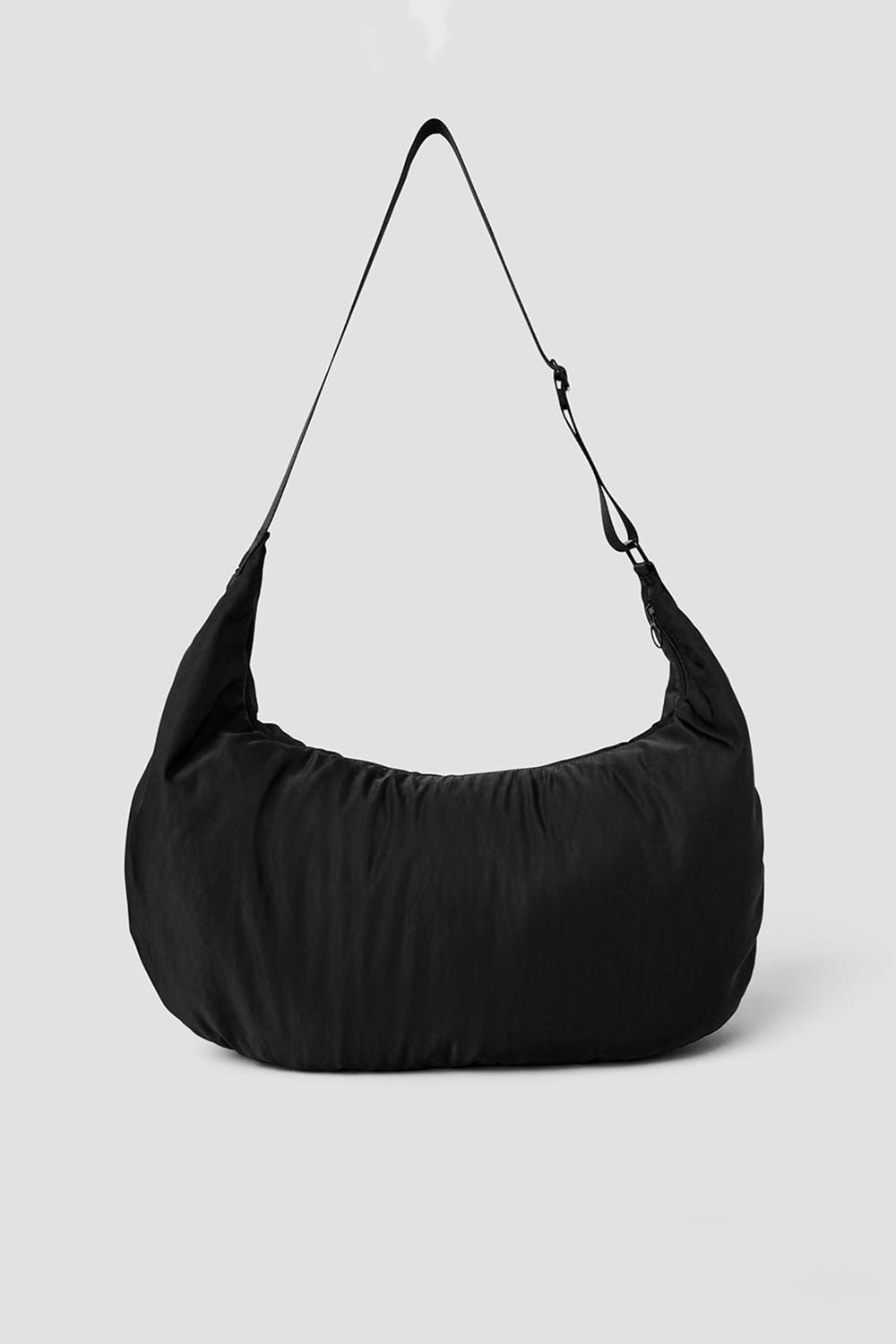 Black Women Alo Yoga Om The Go Gym Sling Bag | Australia  49073-YLRW