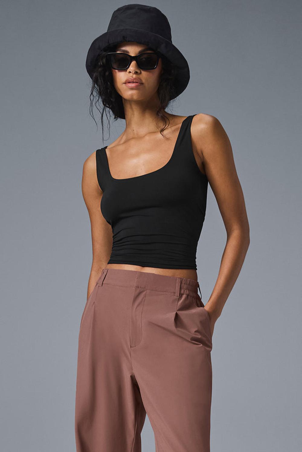 Black Women Alo Yoga Sheer Glow Tank | Australia  67319-IOVM