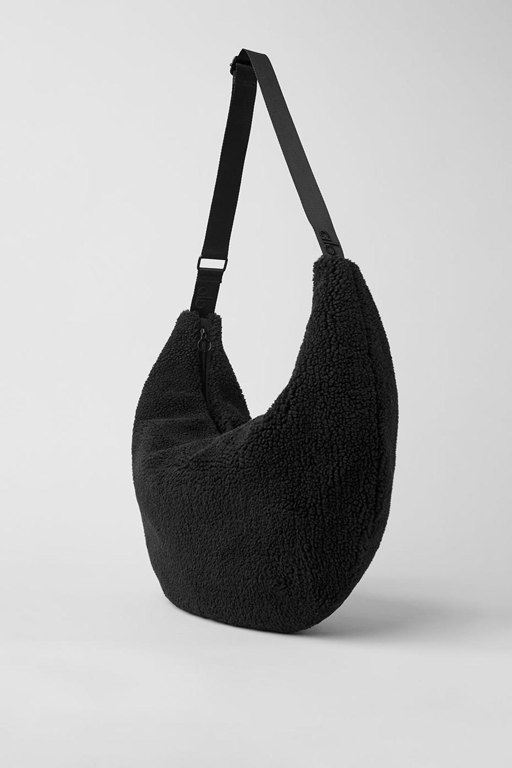 Black Women Alo Yoga Sherpa Om The Go Sling Bag | Australia  40273-MFOX