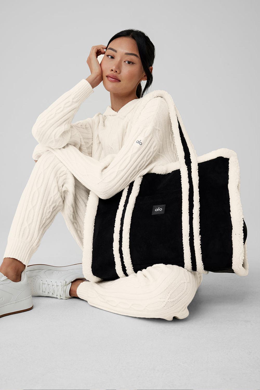 Black / Ivory Women Alo Yoga Winterfun Tote Bag | Australia  46705-CZGF