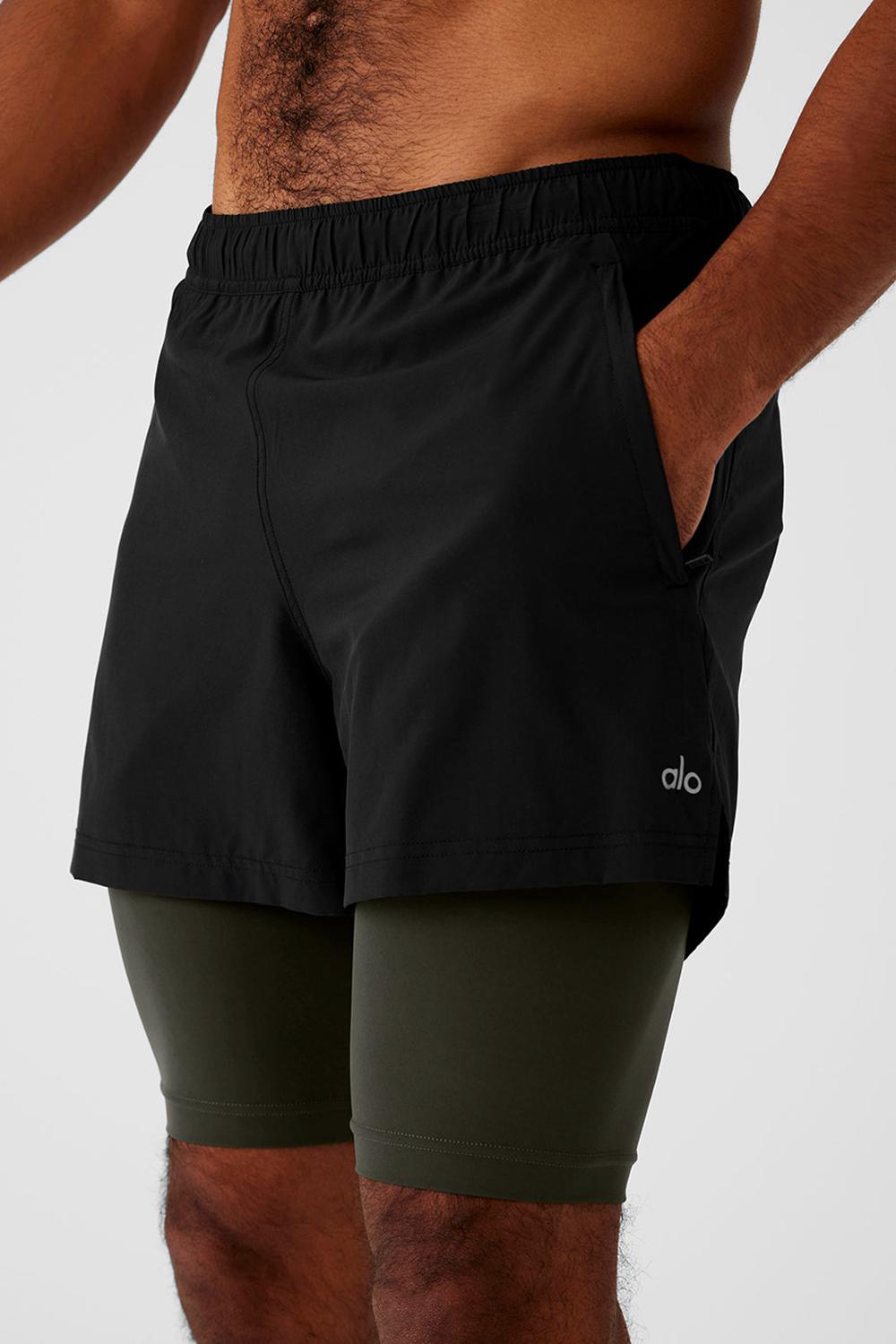 Black / Stealth Green Men Alo Yoga 5