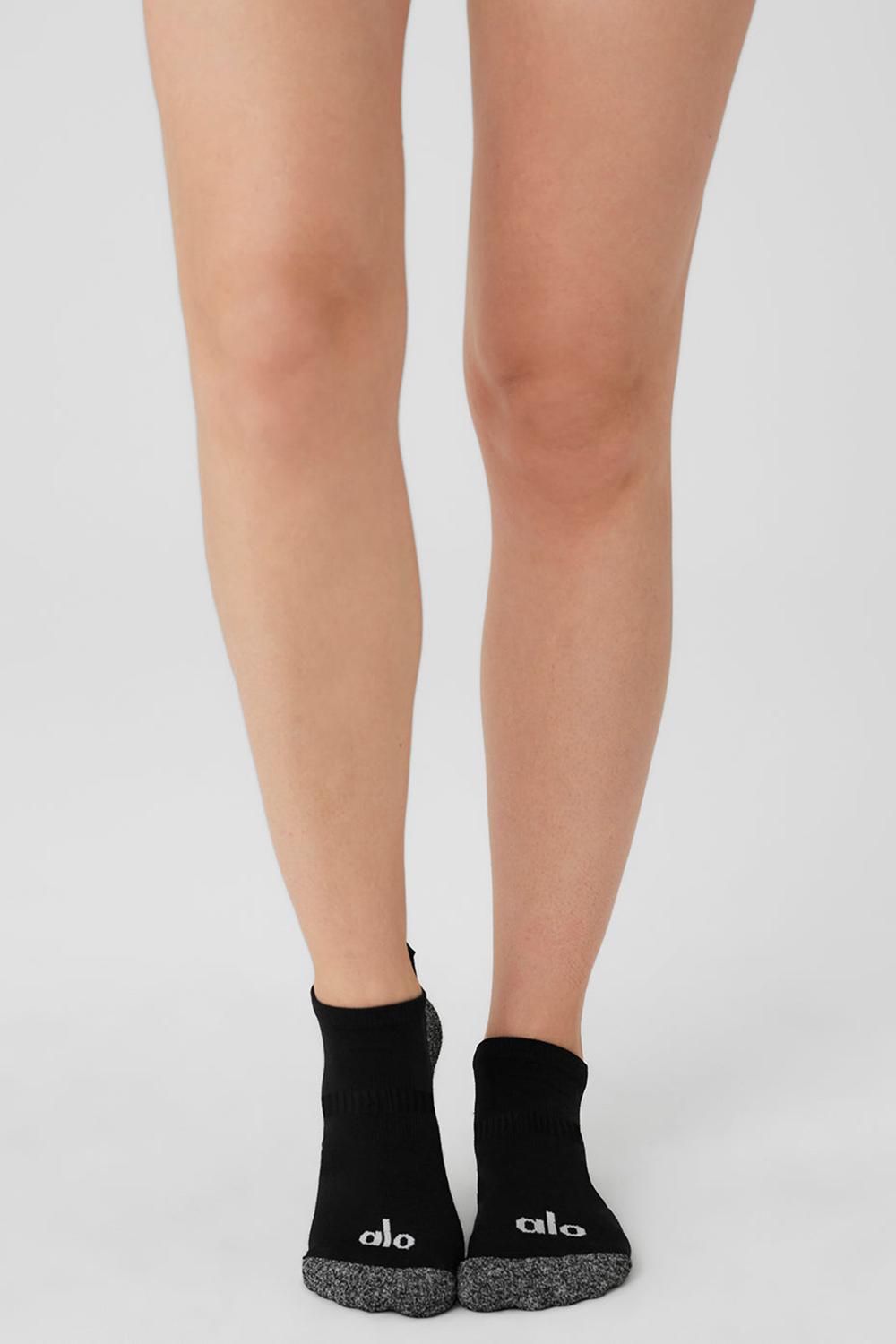 Black / White Women Alo Yoga Performance Tab Sock | Australia  51209-GVKI