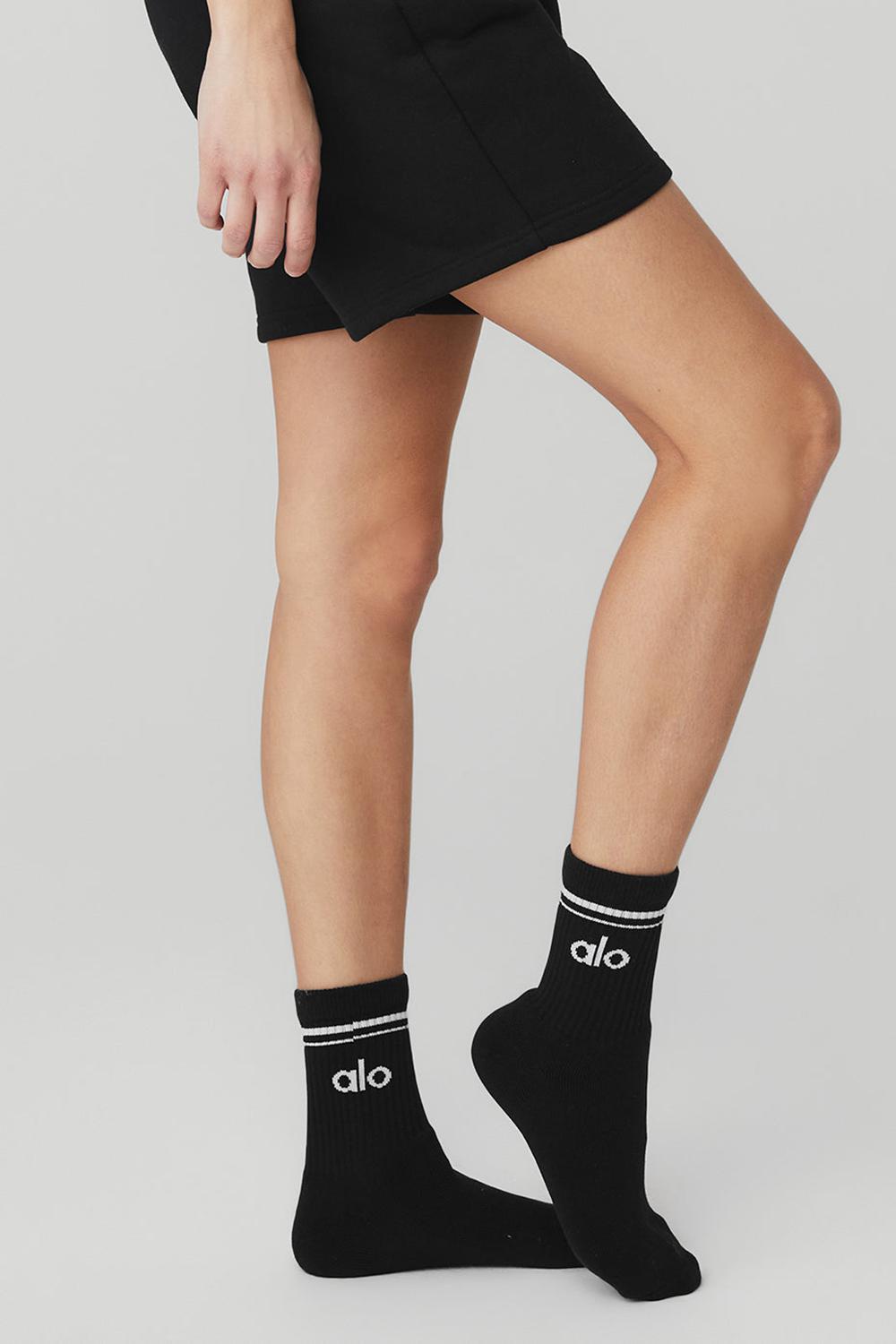 Black / White Women Alo Yoga Unisex Half-Crew Throwback Sock | Australia  57124-BIFK