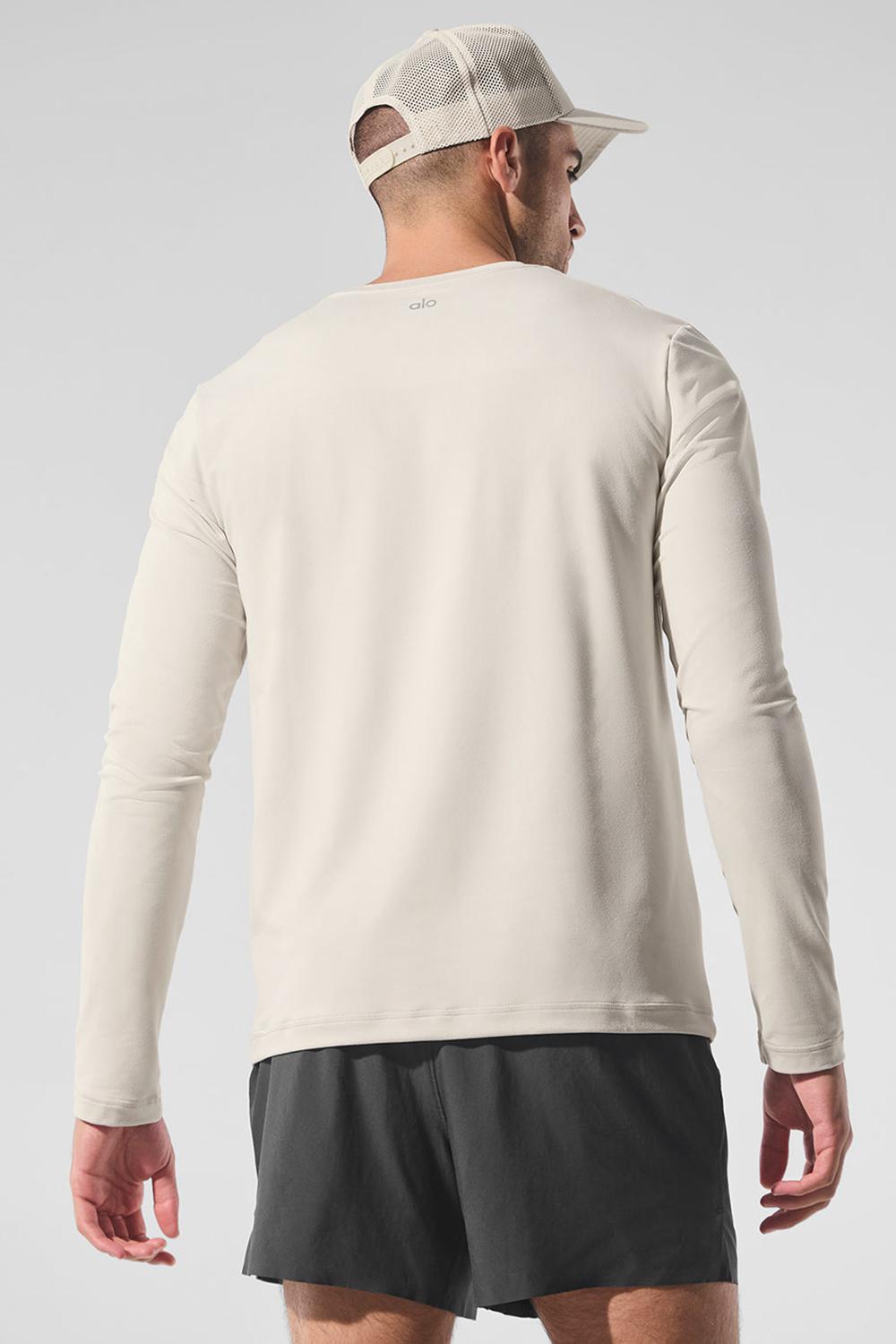 Bone Men Alo Yoga Conquer Reform Crewneck Long Sleeve | Australia  29863-VXFS