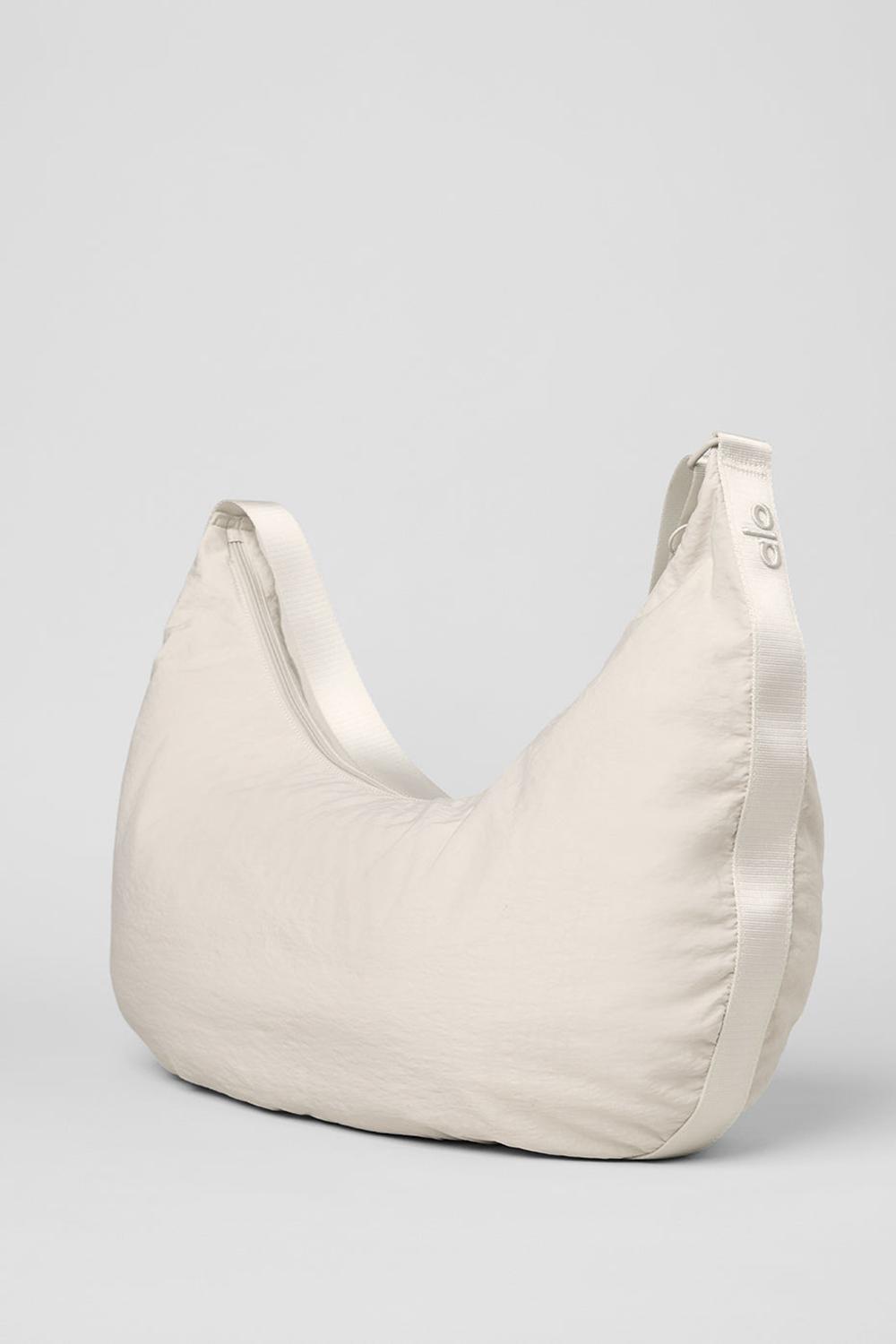 Bone Men Alo Yoga Om The Go Gym Sling Bag | Australia  43150-HVMT