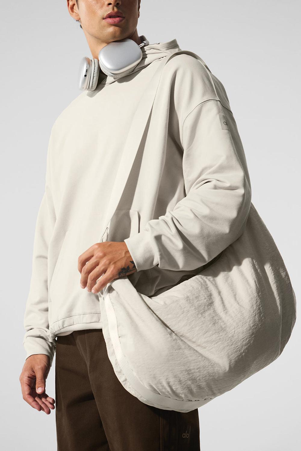 Bone Men Alo Yoga Om The Go Gym Sling Bag | Australia  43150-HVMT