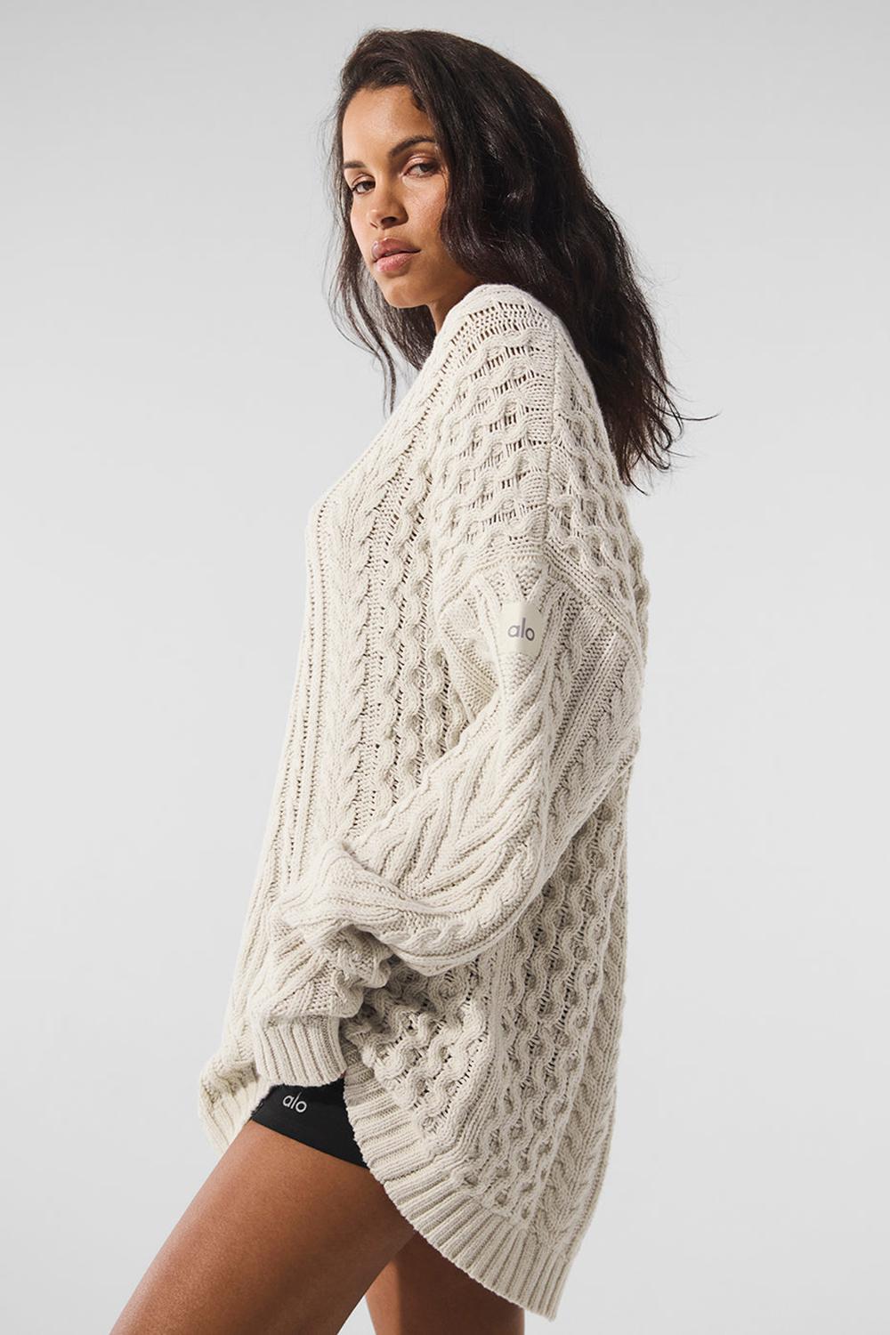 Bone Women Alo Yoga Cable Knit Crew Neck Sweater | Australia  60254-IANK