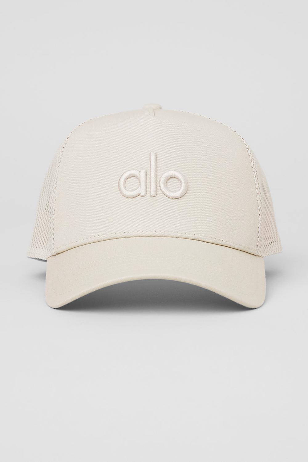 Bone Women Alo Yoga District Trucker Hat | Australia  94516-FRCQ
