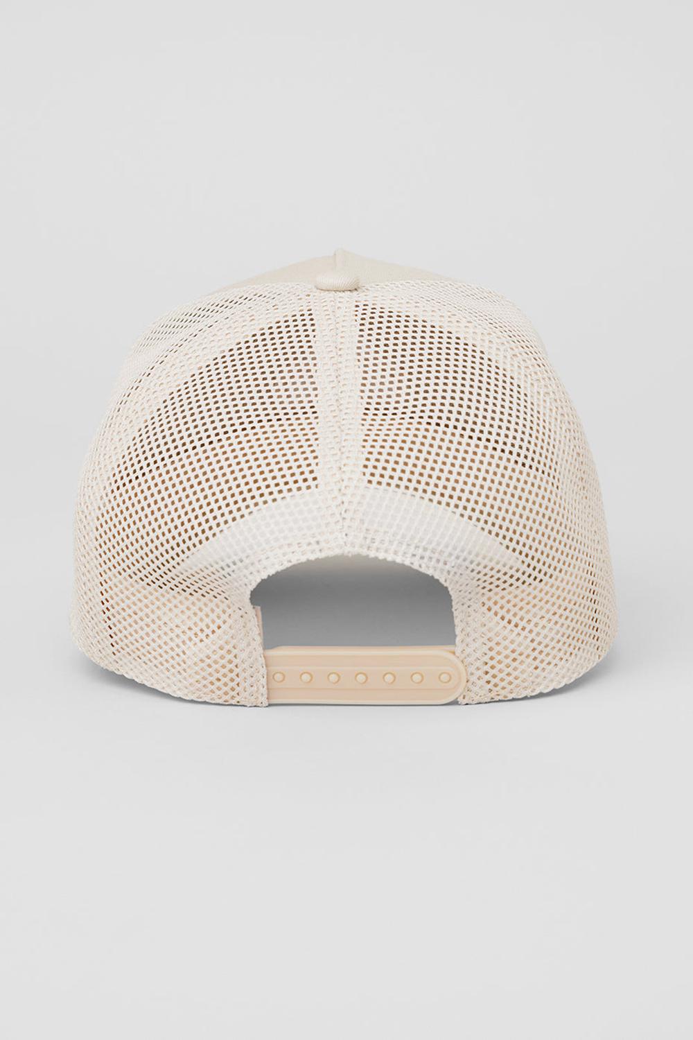 Bone Women Alo Yoga District Trucker Hat | Australia  94516-FRCQ