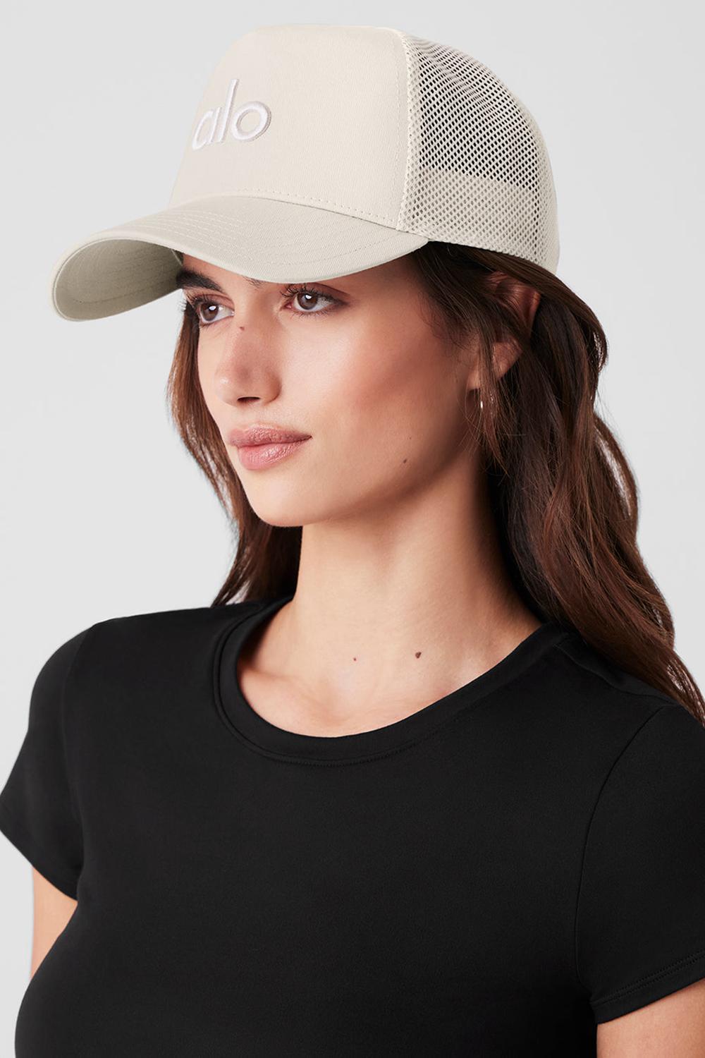 Bone Women Alo Yoga District Trucker Hat | Australia  94516-FRCQ