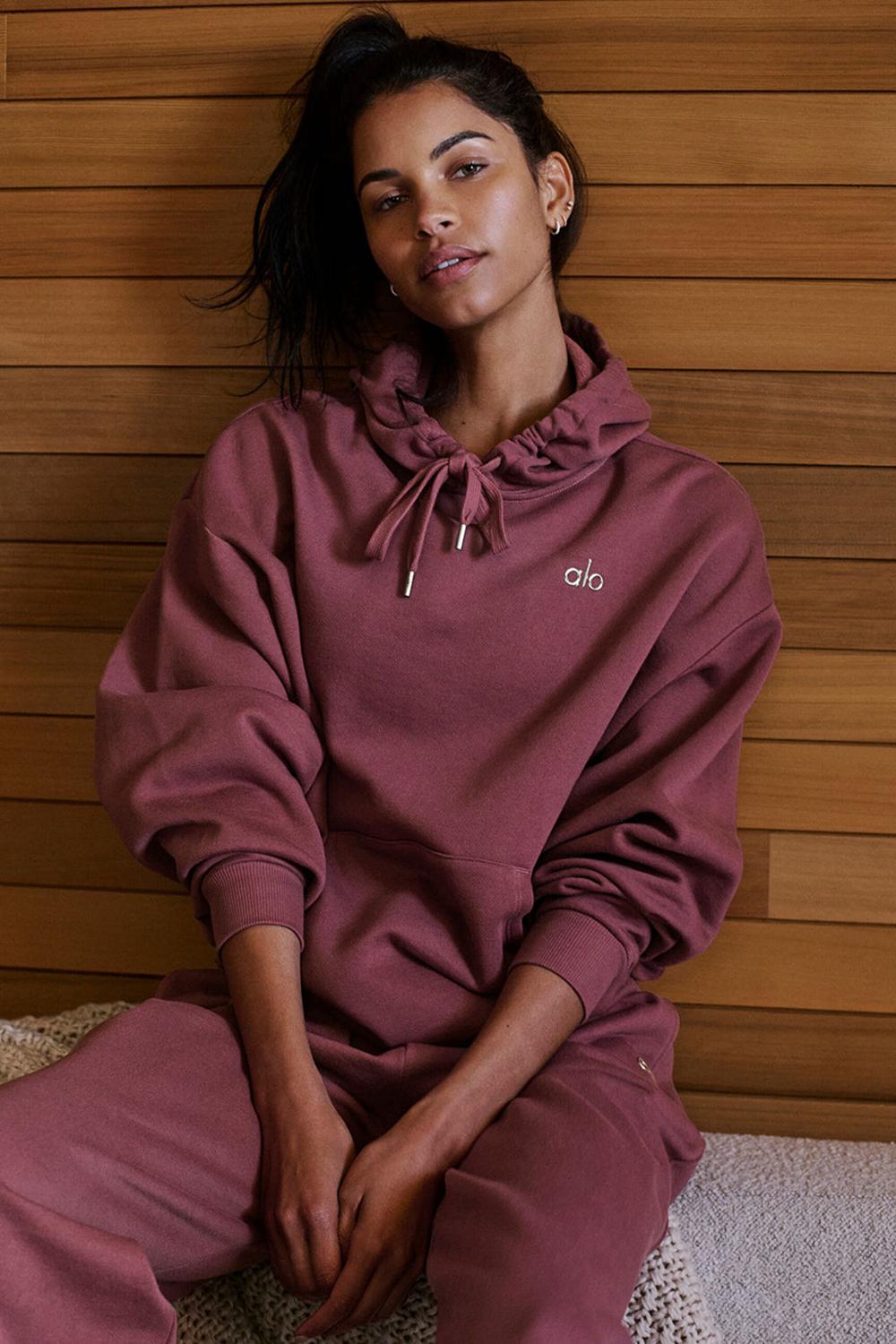Burgundy Truffle Women Alo Yoga Accolade Hoodie | Australia  53617-ZATO